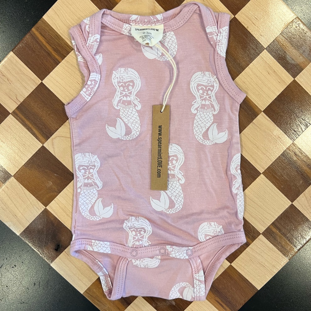 Spearmint love 0-3 mo onesie Pink Mermaid